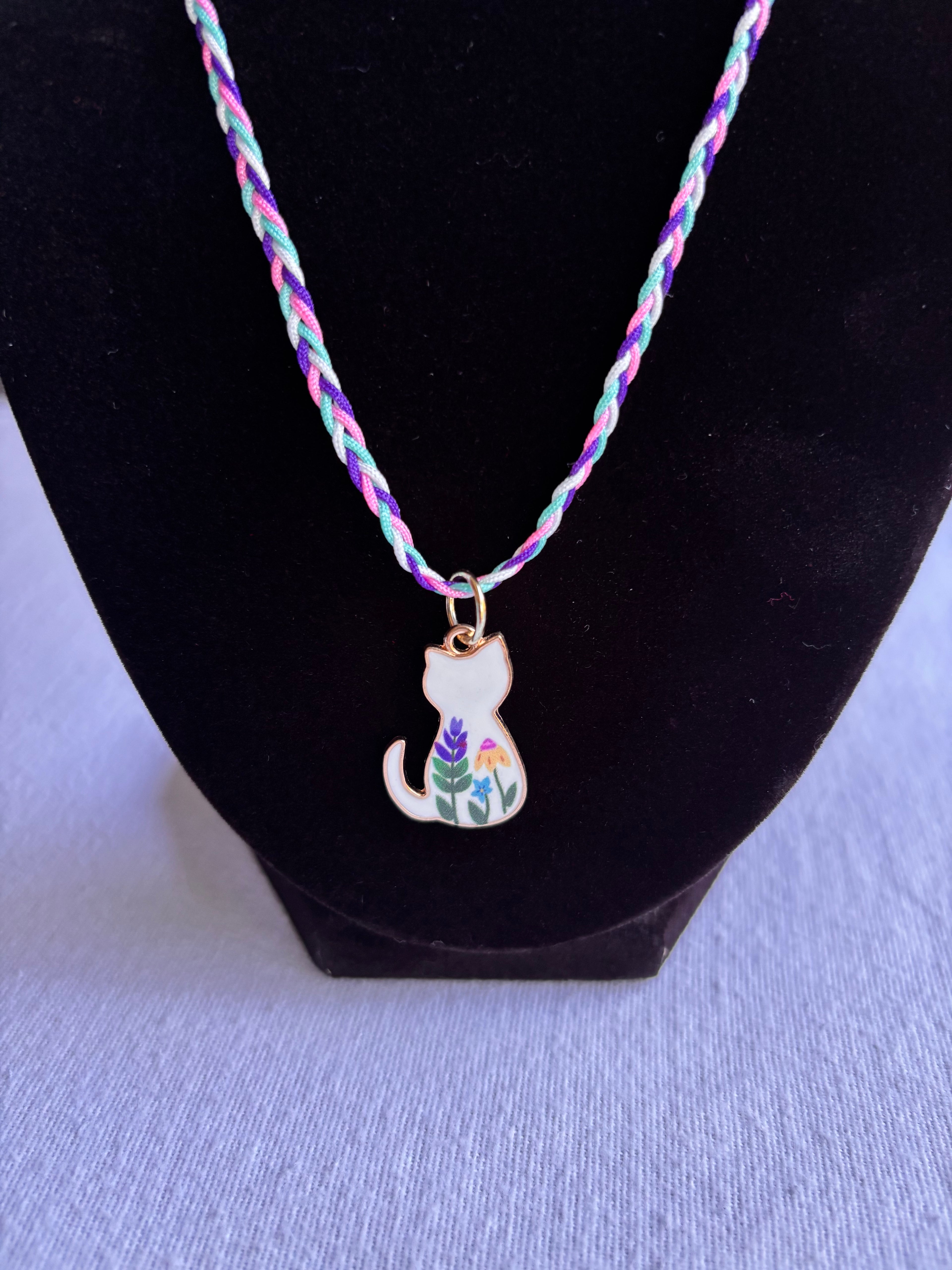 White Kitty with Flowers Charm Set