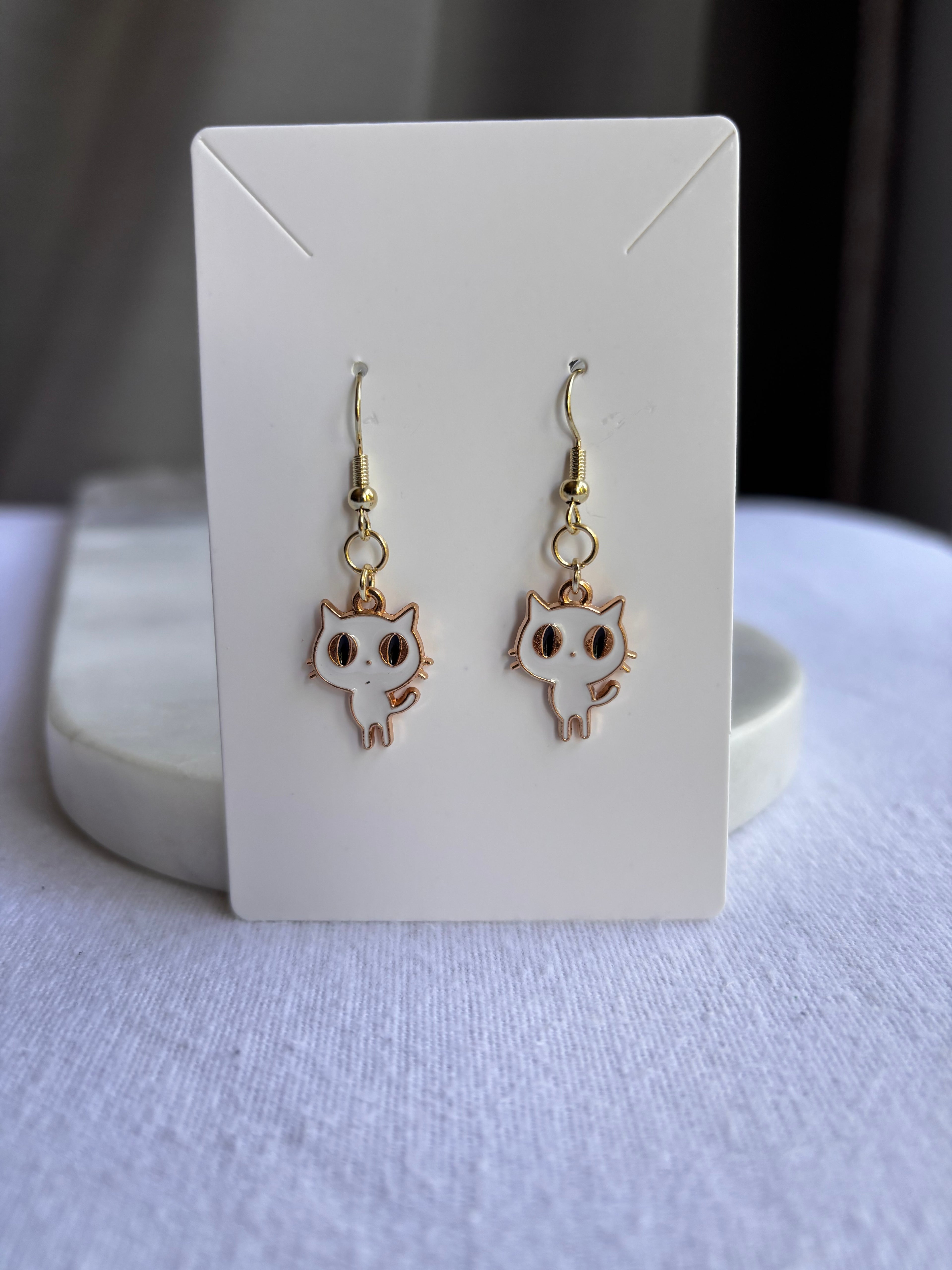Wide Eye Kitty Earrings