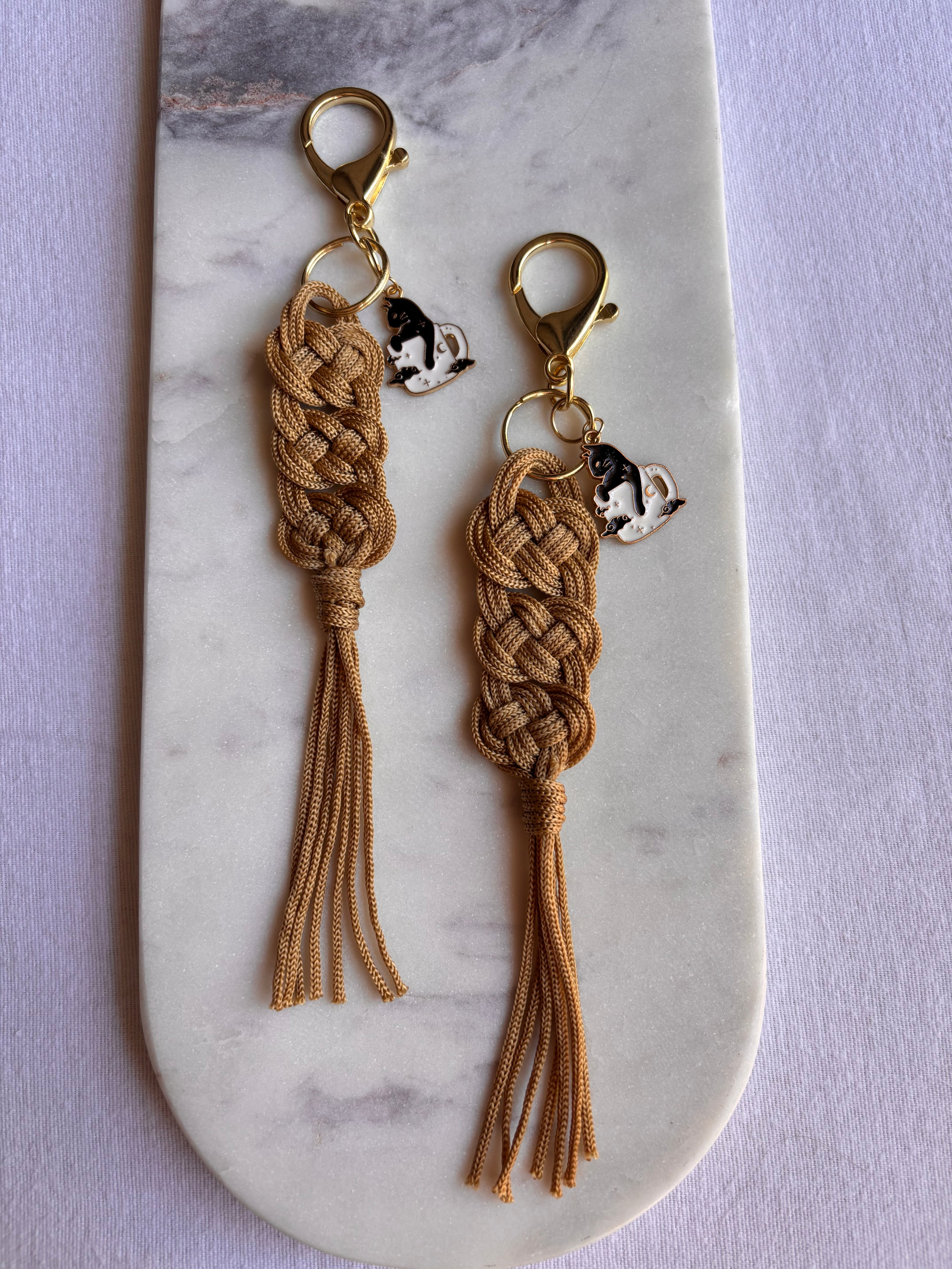 Gold Cattuccino Keychain