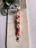 White Daisy Wristlet Keychain