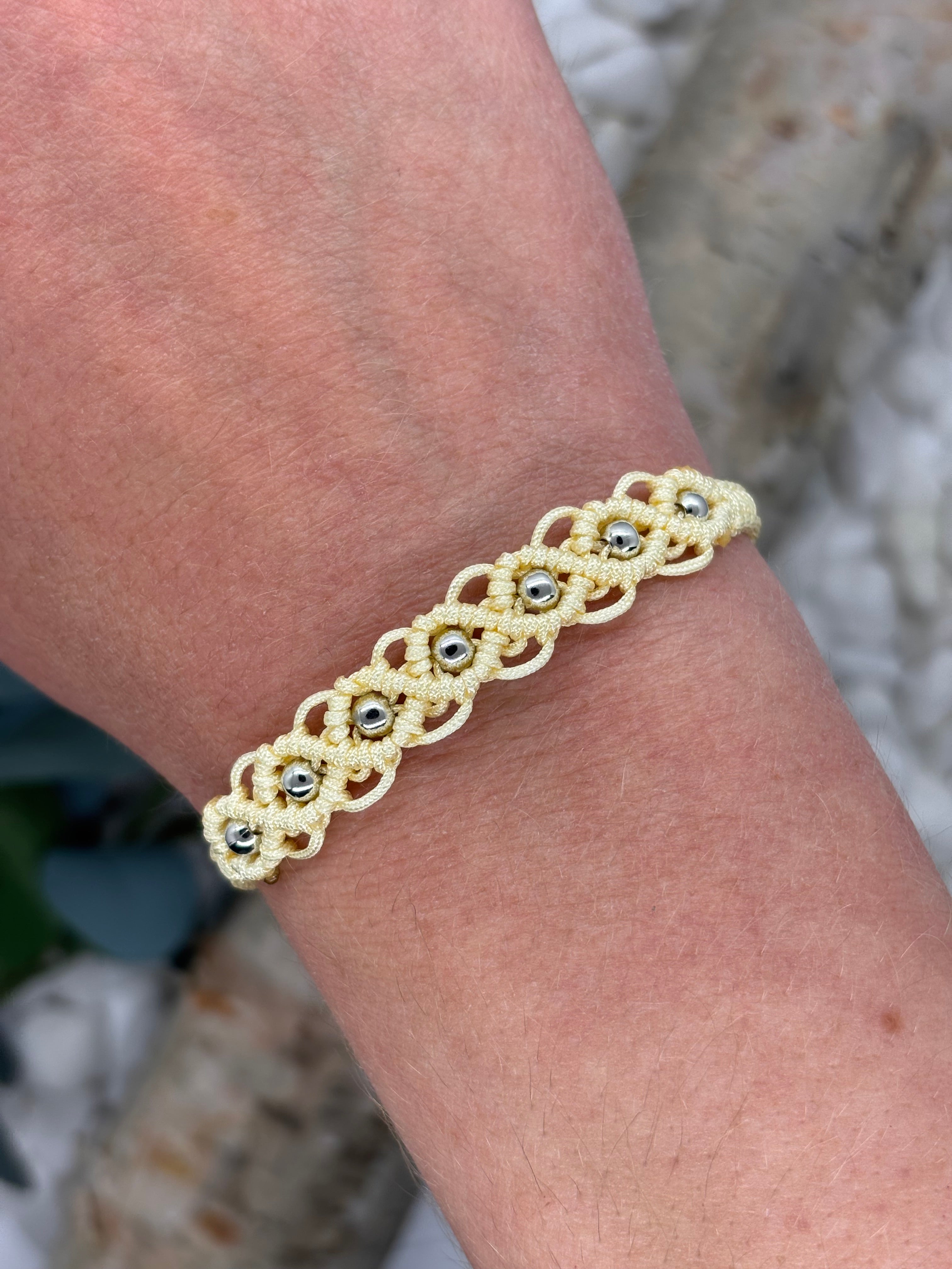 Diamond Pattern Beaded Bracelet